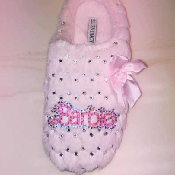 💗BARBIE DOLL LOGO CUSTOM BLING FUZZY PLUSH BEDROOM SLIPPER SLIDE SHOES small - Picture 3 of 7